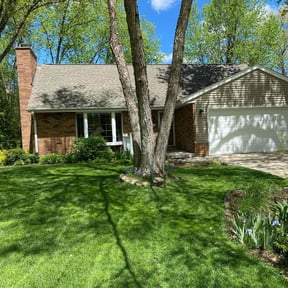 landscaping services by Thomas’s Lawn Care reviewed on November 24, 2025