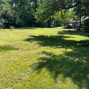 gardening service by jd landscaping reviewed on August 20, 2025