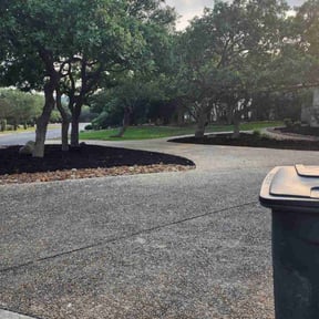 yard care by Chek'Rd Lawn Service reviewed on August 16, 2025