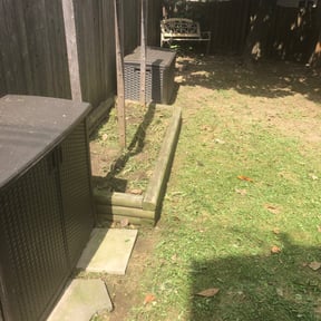 Flower Bed Weeding by Young's Lawncare reviewed on August 17, 2025