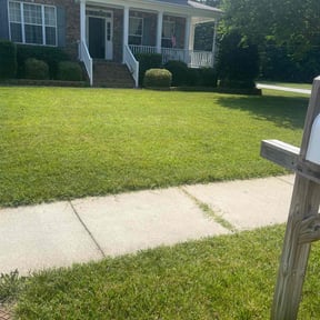 lawn care services by Sj lawn care reviewed on August 18, 2025