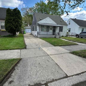 grass cutting by Procare Lawns reviewed on August 17, 2025