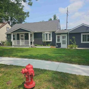 yard maintenance by 4 You All Year reviewed on August 18, 2025
