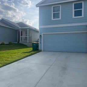 yard care by Macias landscaping reviewed on August 20, 2025