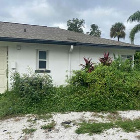 Bush Trimming by Cuevas cut lawn co reviewed on October 20, 2025