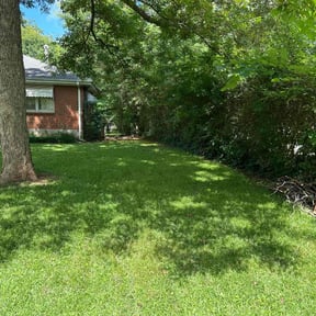 gardening service by Woodside Lawn Care and Landscaping  reviewed on August 16, 2025