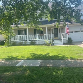 yard work by Chris Slone Lawn Love reviewed on August 18, 2025