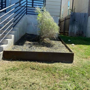 Flower Bed Weeding by Curb Appeal - Listing Home Prep LLC reviewed on August 21, 2025