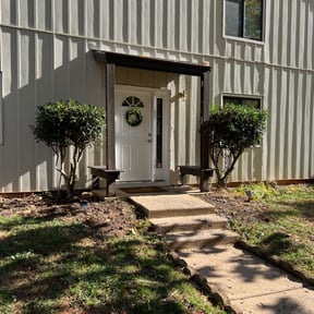 Bush Trimming by Otto Property Preservation reviewed on August 17, 2025