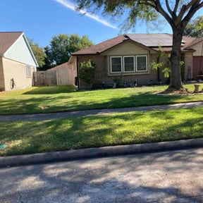 lawn service by A & B Premier Lawncare reviewed on May 6, 2021