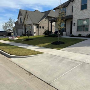 lawn service by M&MYardGuys reviewed on September 13, 2023