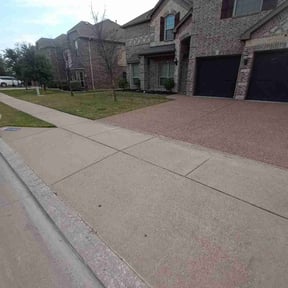 Leaf Removal by Tim&#039;s Discount Lawn reviewed on September 20, 2025