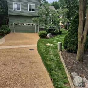 gardening service by Manns lawn care reviewed on May 9, 2024