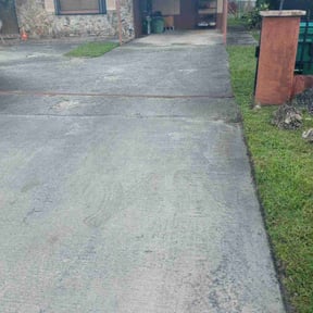 yard work by Johnsons lawn care reviewed on November 26, 2025