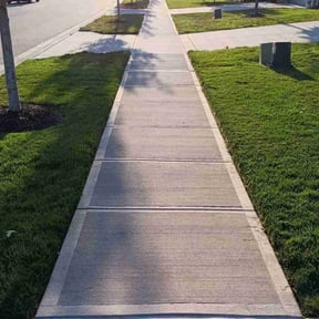 landscaping services by Roy's Mowing Service reviewed on August 20, 2025