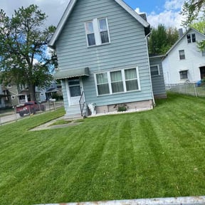 yard work by Green Day Lawn Service reviewed on August 18, 2025