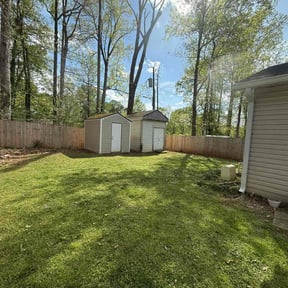 turf maintenance by Cutting up Lawn and Tree Care reviewed on November 28, 2023