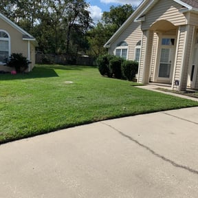 lawn service by Texas Fencing & Landscaping reviewed on August 15, 2025