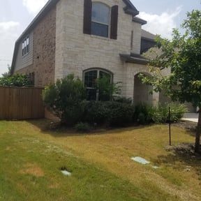 Bush Trimming by Garden Lawn Care reviewed on August 20, 2025