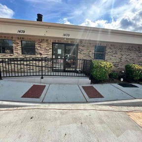 Bush Trimming by Otto lawnmower reviewed on October 18, 2025