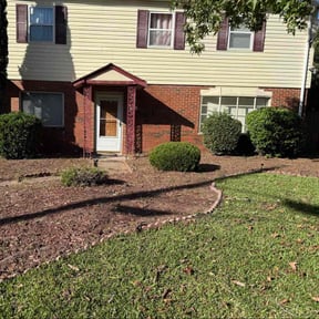 Flower Bed Weeding by Courrier Lawn Co. reviewed on November 27, 2025