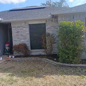 Bush Trimming by Sarmientos Landscaping reviewed on November 19, 2025