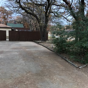 Leaf Removal by Bobcat Lawns reviewed on September 26, 2025