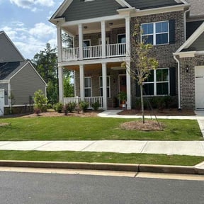 yard care by Mother Nature Cuts LLC reviewed on August 19, 2025