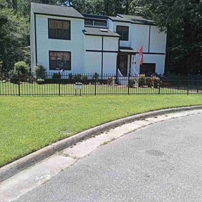 yard service by Valenti's Services reviewed on August 15, 2025