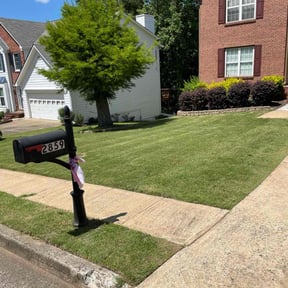 gardening service by Charles G Landscaping LLC reviewed on August 18, 2025