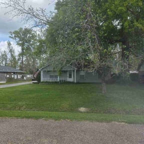 Flower Bed Weeding by Heavenly Lawns By Jesus reviewed on March 19, 2026