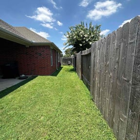 grass cutting by Bennett Lawn Care reviewed on May 6, 2024