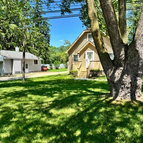 yard care by C&C's lawn maintenance & landscaping reviewed on August 20, 2025
