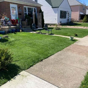 lawn maintenance by Miller reviewed on August 17, 2025