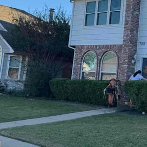 Bush Trimming by Miguel Lara Landscaping reviewed on November 20, 2025