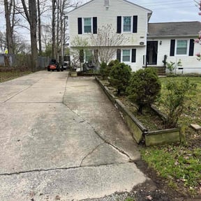 Leaf Removal by Chek'Rd Lawn Service reviewed on September 13, 2025