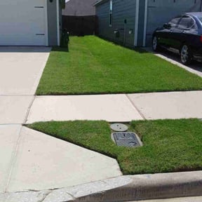 landscaping services by Christian Cuts Grass reviewed on November 22, 2025