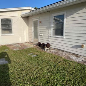 Flower Bed Weeding by Magic landscaping reviewed on October 18, 2025