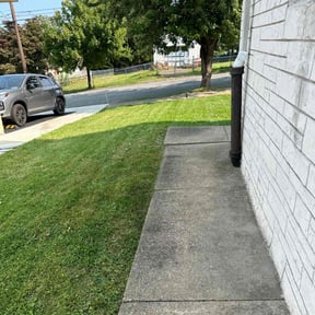 lawn maintenance by Chance Landscaping LLC reviewed on September 28, 2023