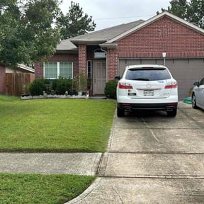 landscaping by Yanez Brothers Landscaping reviewed on August 18, 2025