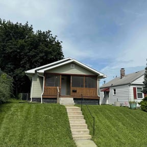 grass maintenance by Evansville Lawn & Landscape reviewed on May 7, 2025