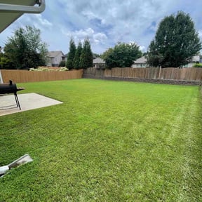 residential landscaping by High Quality Lawncare Service reviewed on November 23, 2025