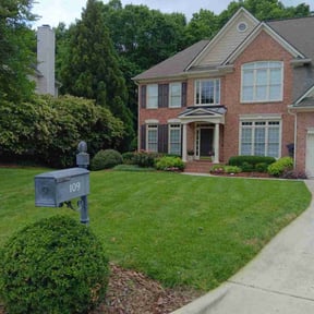 residential landscaping by KJM Lawn & Landscape reviewed on August 21, 2025