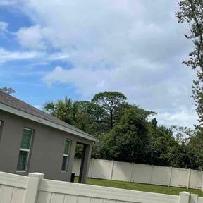 Bush Trimming by Green Thumb lawncare reviewed on November 19, 2025