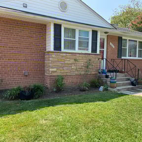 Flower Bed Weeding by Elohim's Touch reviewed on August 19, 2025