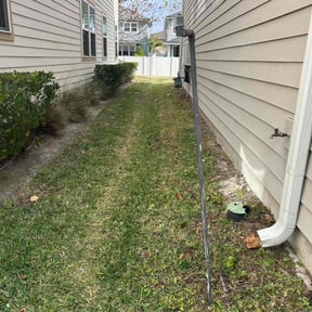 Leaf Removal by Hills landscape reviewed on January 6, 2026