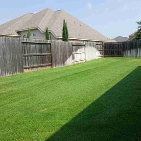 turf care by Hoffman Welding reviewed on May 7, 2024