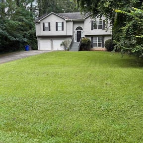 grass cutting by Proppa prop lawn care reviewed on August 15, 2025