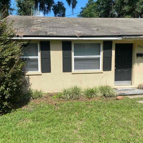 Flower Bed Weeding by Blazin Scapes LLC reviewed on August 20, 2025
