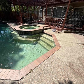 Leaf Removal by Rodriguez Gardening reviewed on August 15, 2025